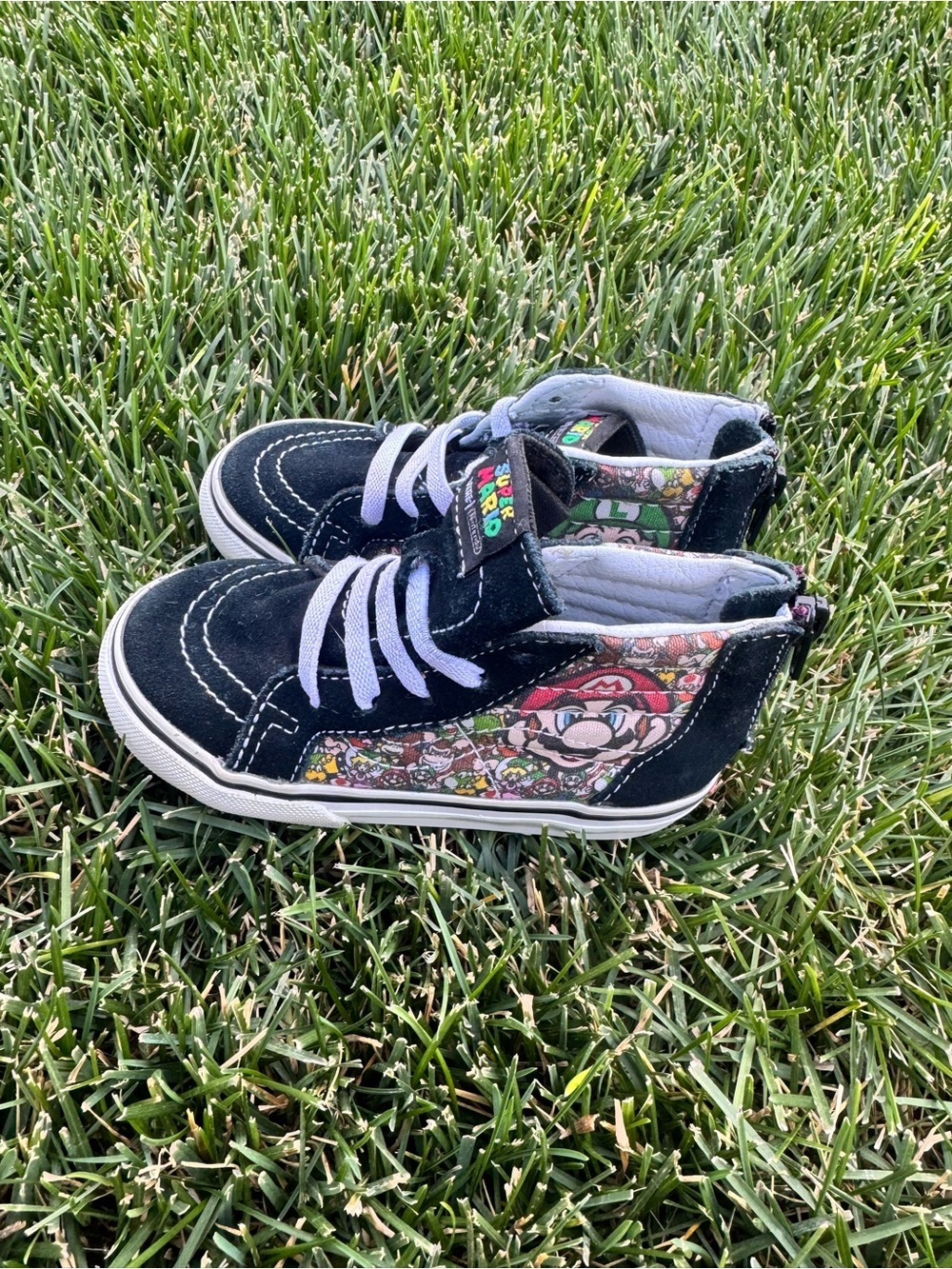 Vans x Nintendo Super Mario Sk8-Hi Zip Toddler Size 8